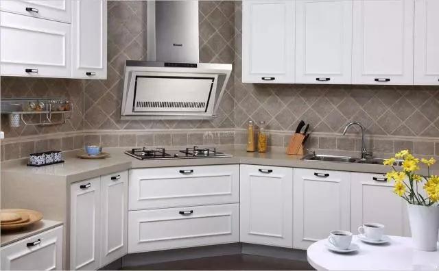 油烟机是网上靠谱还是实体店靠谱,同品牌的油烟机网上和实体店区别