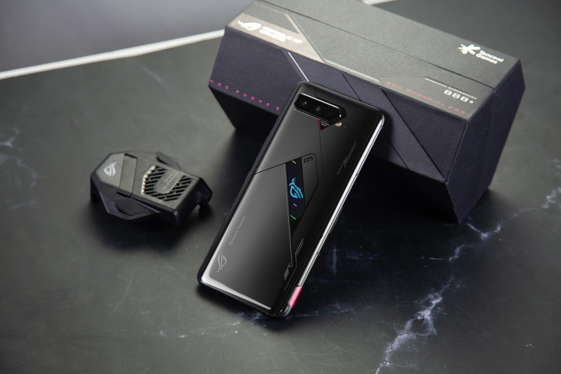 144Hz+骁龙888Plus很耗电？看ROG游戏手机5s坚持一整天不充电