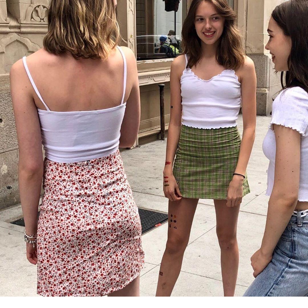 我说BM风和茶艺妆是新时代的裹脚，没人反对吧？