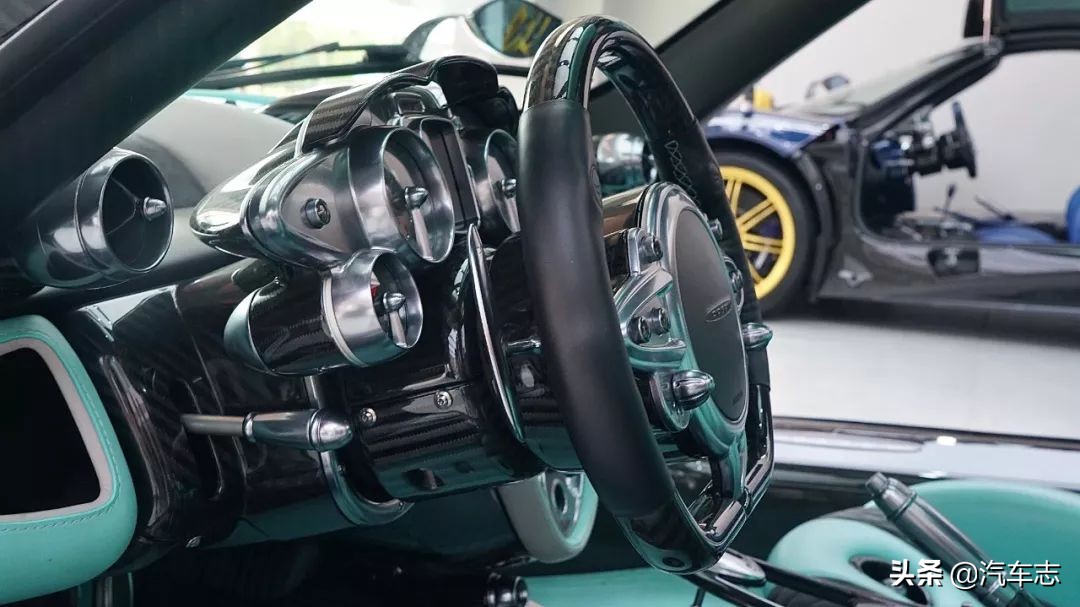 价值1亿元钱的白色法拉利拉法,迈凯伦p1法拉利拉法三大神车