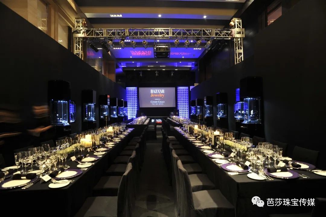 设计的珠宝是怎么买的呢,我想要成为一个珠宝设计师