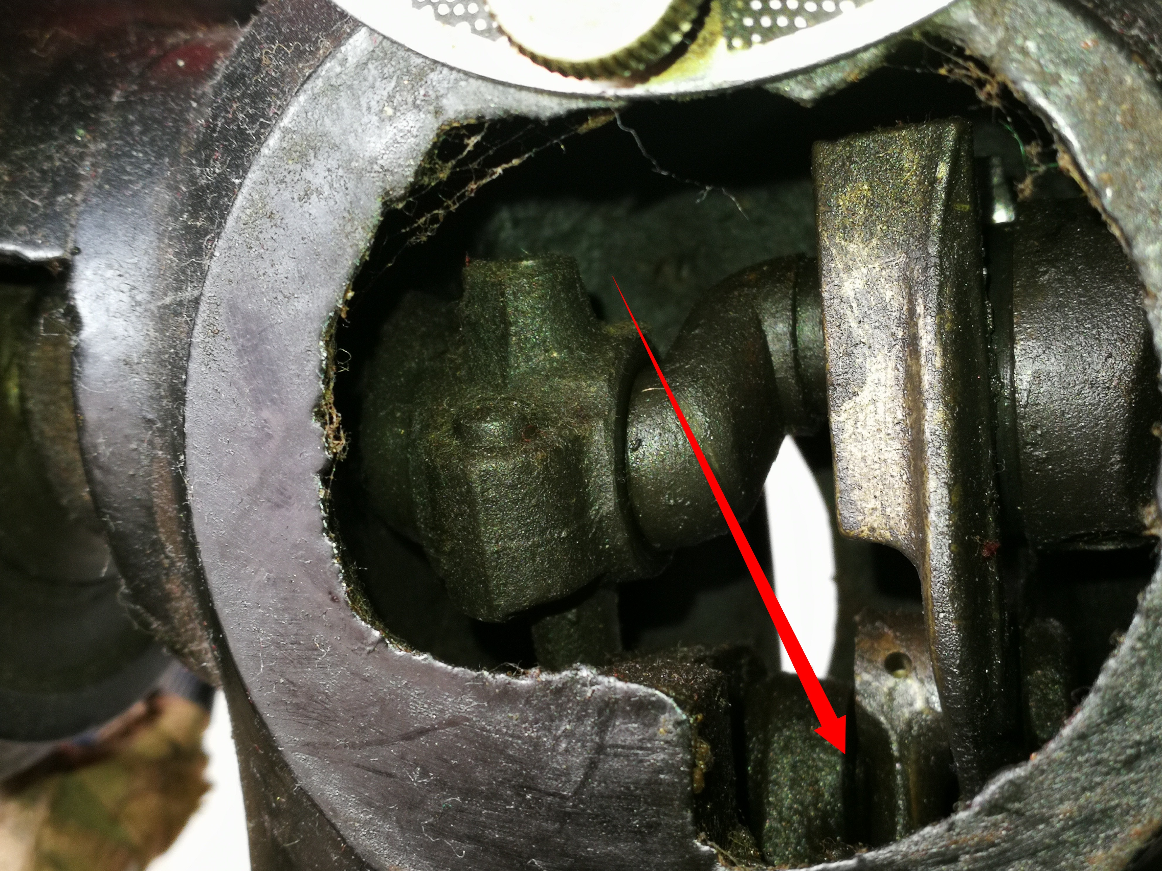 缝纫机声音异常怎么解决,小型电缝纫机声音大解决方法