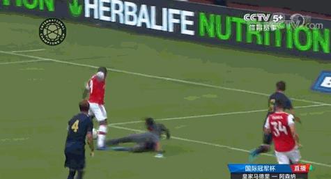 皇马贝尔点球,贝尔重返皇马进球