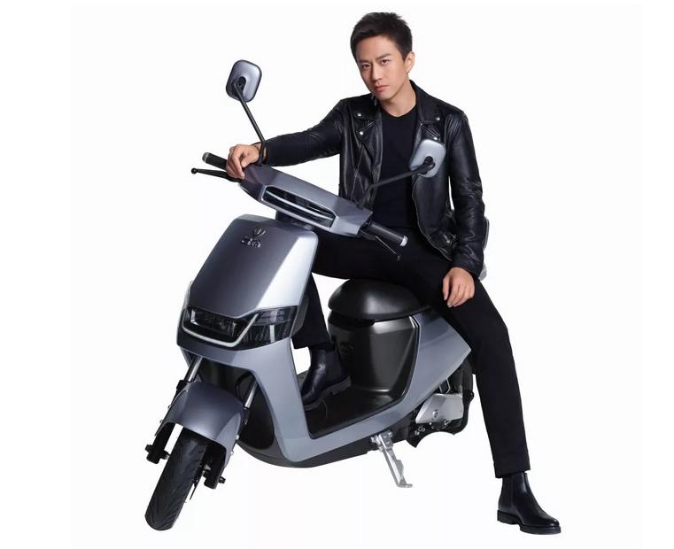 邓超同款座驾台铃狮子实测，售价3899元起，最大续航180KM