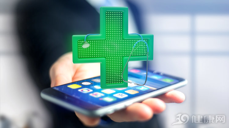 充电玩手机很危险是真的吗,充电时玩手机安全吗