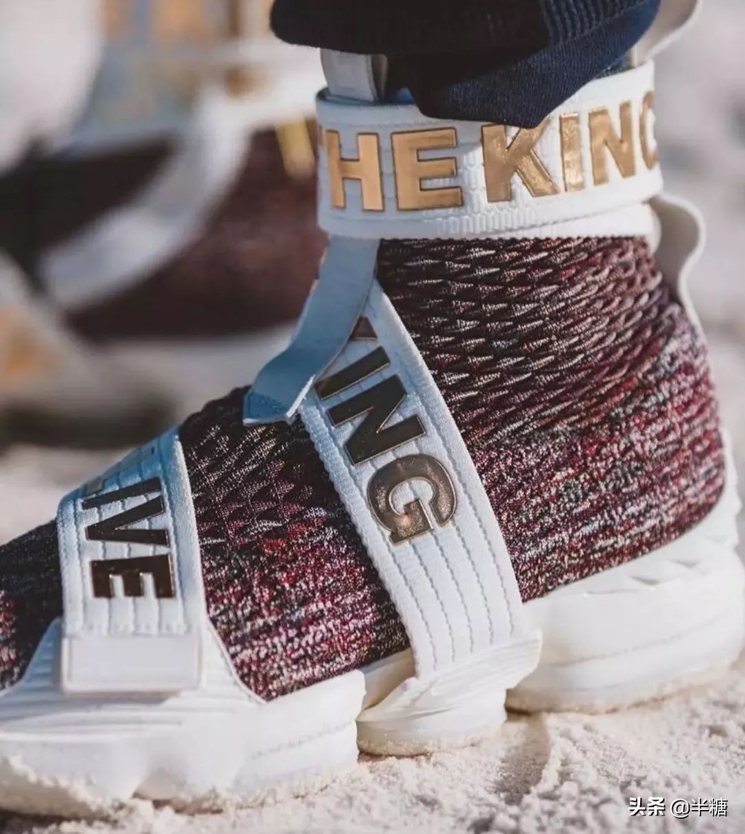 hm新款联名鞋,offwhite和匡威的联名鞋子