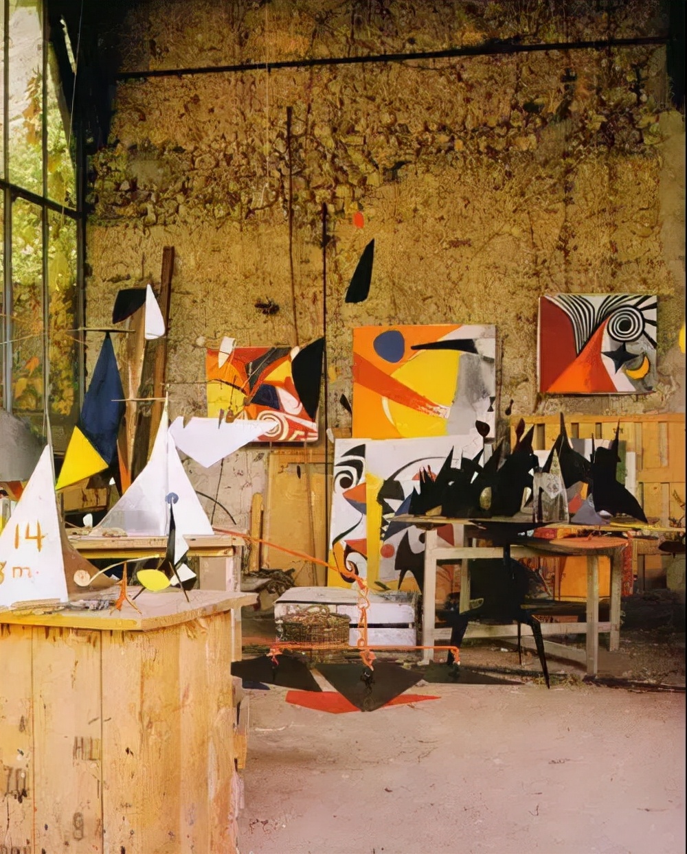 拥有一间属于自己的艺术工作室,艺术家一定要有自己的工作室吗