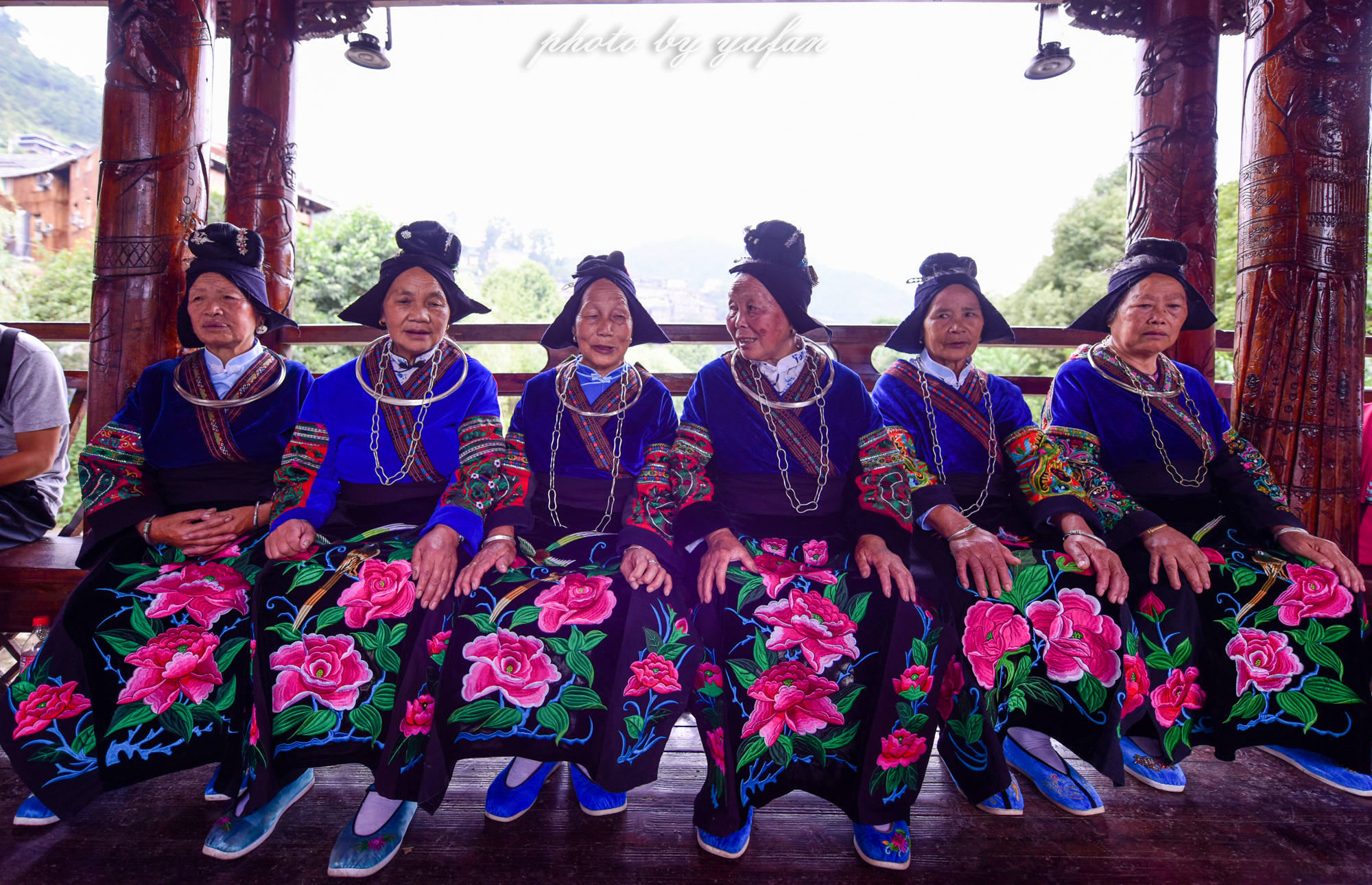 雨天旅行注意事项,千户苗寨下雨旅游攻略