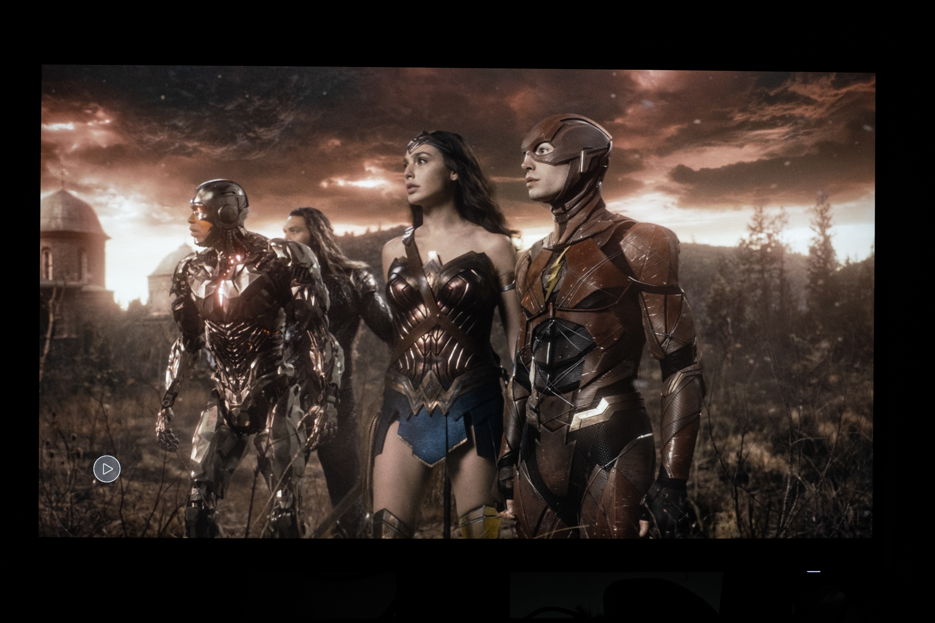 如何挑选hdr高清显示器,4KHDR显示器推荐