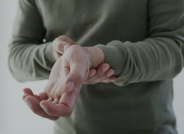 中老年人血压150要吃降压药吗,高压150低压100需要吃什么降压药