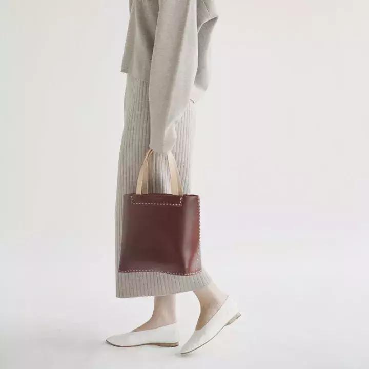 性价比品牌包包排行榜最新,性价比最高的包包推荐