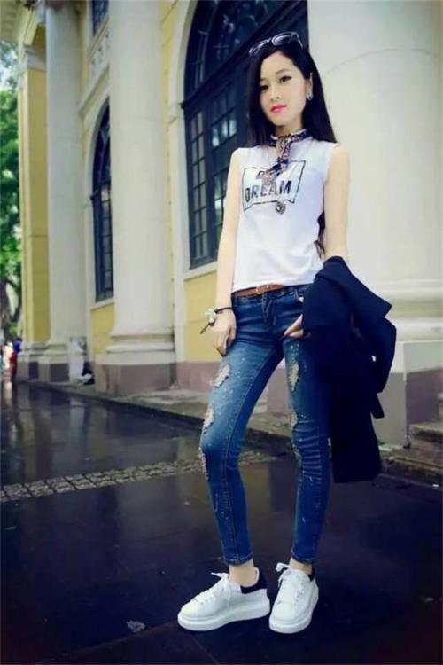 麦昆轻奢高定小白鞋,麦昆小白鞋夏季显瘦穿搭