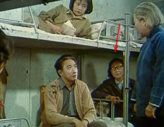 既有实至名归的双黄蛋，也有宁缺毋滥的空缺，最早那届金鸡奖好刚