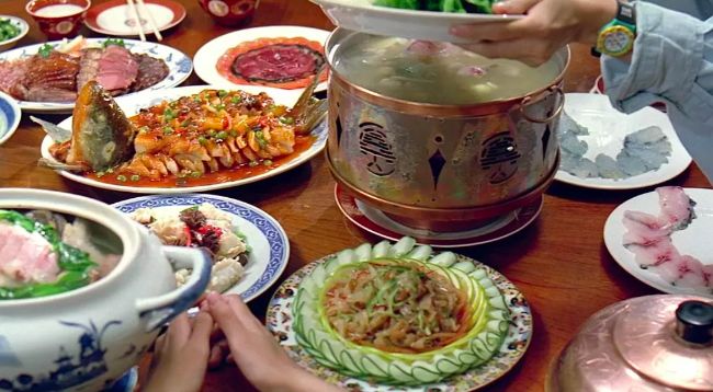 不知道电影里的这些美食，都不好意思自称“吃货”