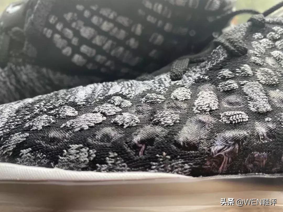 球鞋届的哥斯拉！全新鞋面科技+史上最大气垫会让它超越AJ34吗？