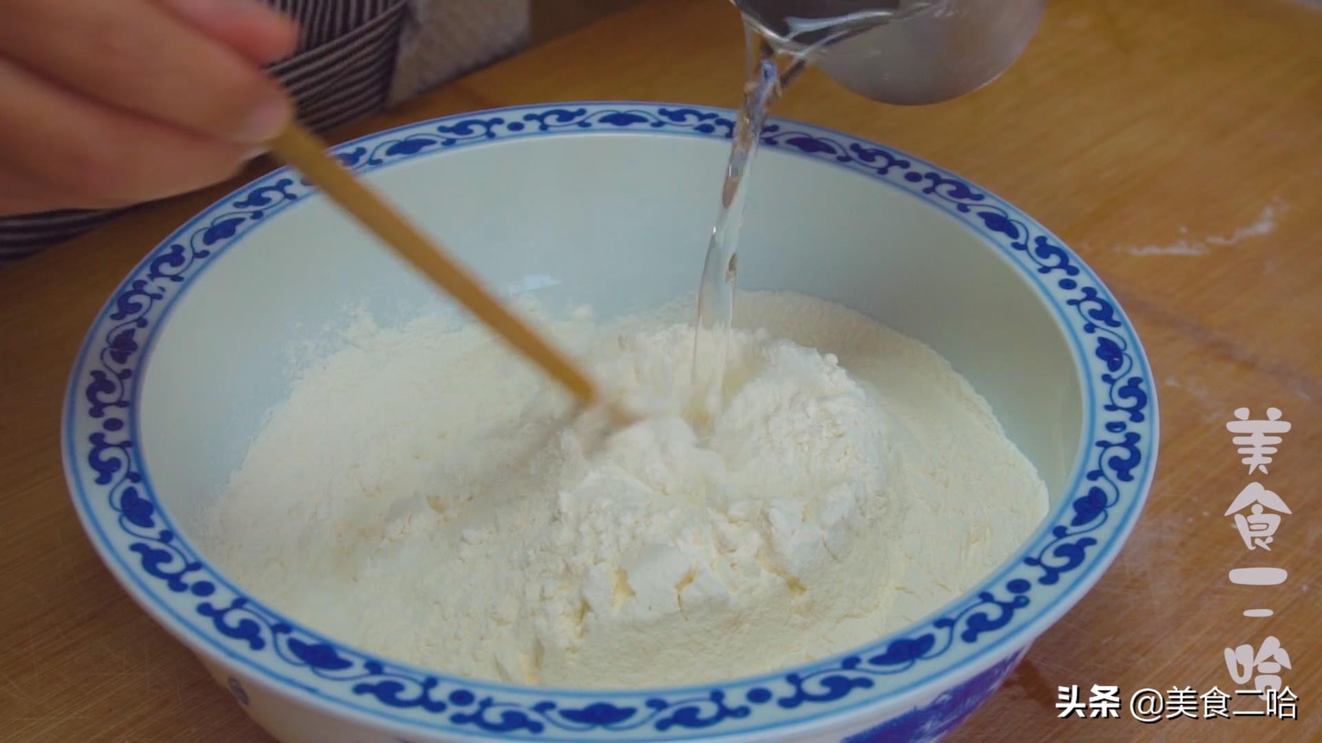 早餐饼肉馅最好吃的做法,鲜肉饼早餐做法