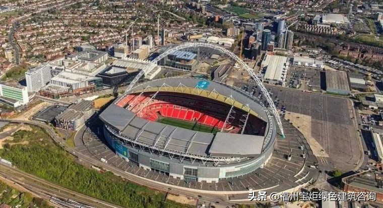 盘点世界著名足球场顶篷结构