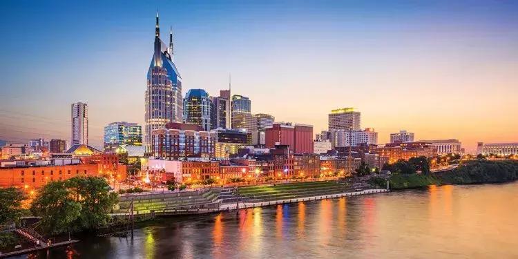 美国哪些学校在大都市,美国最适合留学的十大城市