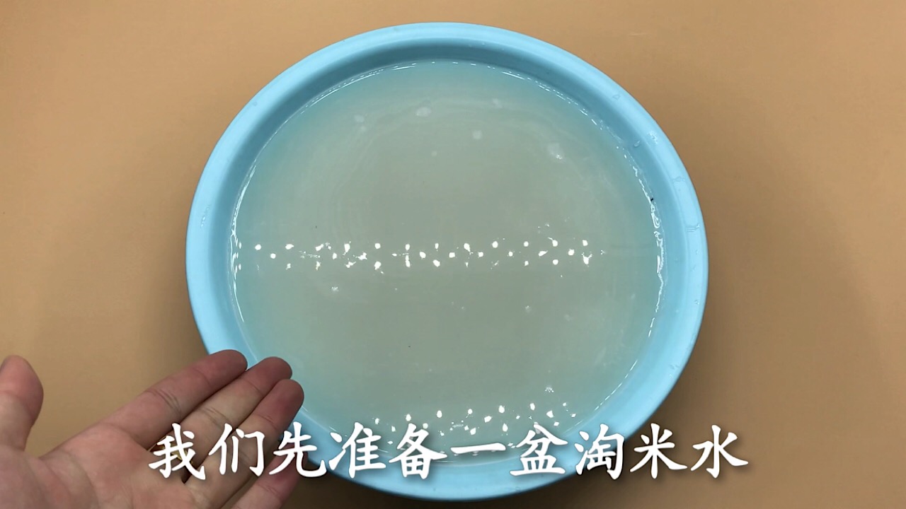 学会这种拖地方法干净不易落灰,拖地用什么方法没有污垢