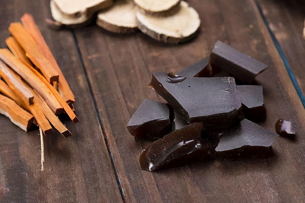 延缓衰老的阿胶,古老的阿胶焕发青春造福人类