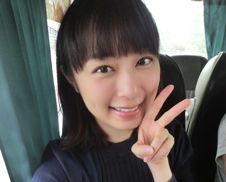 前TVB女星卖*人用成品**发家致富兼职做网红每月收入高达30万