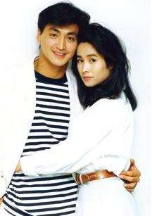 展昭何家劲被关押,展昭为救包拯闯禁宫