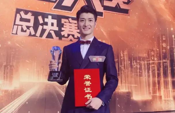 央视主持迎来新生尹颂开始扛大梁,尹颂有望成为央视一哥