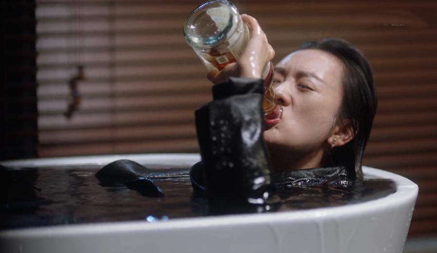 三十而已林有有和顾佳许幻山摊牌,林有有许幻山被顾佳发现