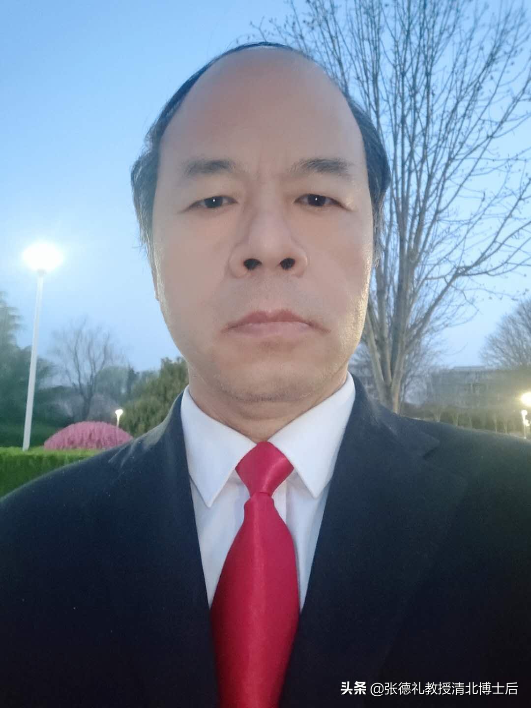 头条锐评方方怒怼《战狼》“不是精神，而是精神病”