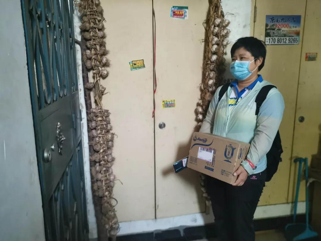 送水送菜*开代**药长辛店街道为居家观察居民安心