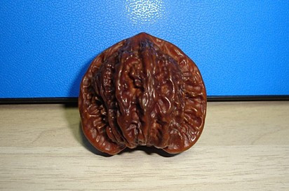 最好看文玩核桃,很常见的文玩核桃