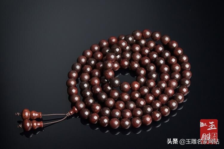 小叶紫檀手串保养的正确步骤,小叶紫檀佛珠手串禁忌