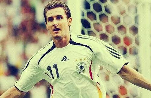 k神克洛泽加纳,k神克洛泽踢什么位置