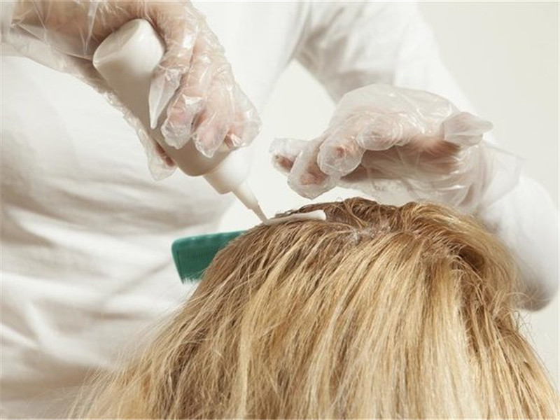 南宁美发学校剪什么发型好看,南宁美发学校烫发技术