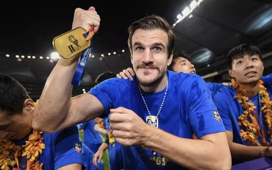 前江苏苏宁球员,中超苏宁解散球员去哪里了