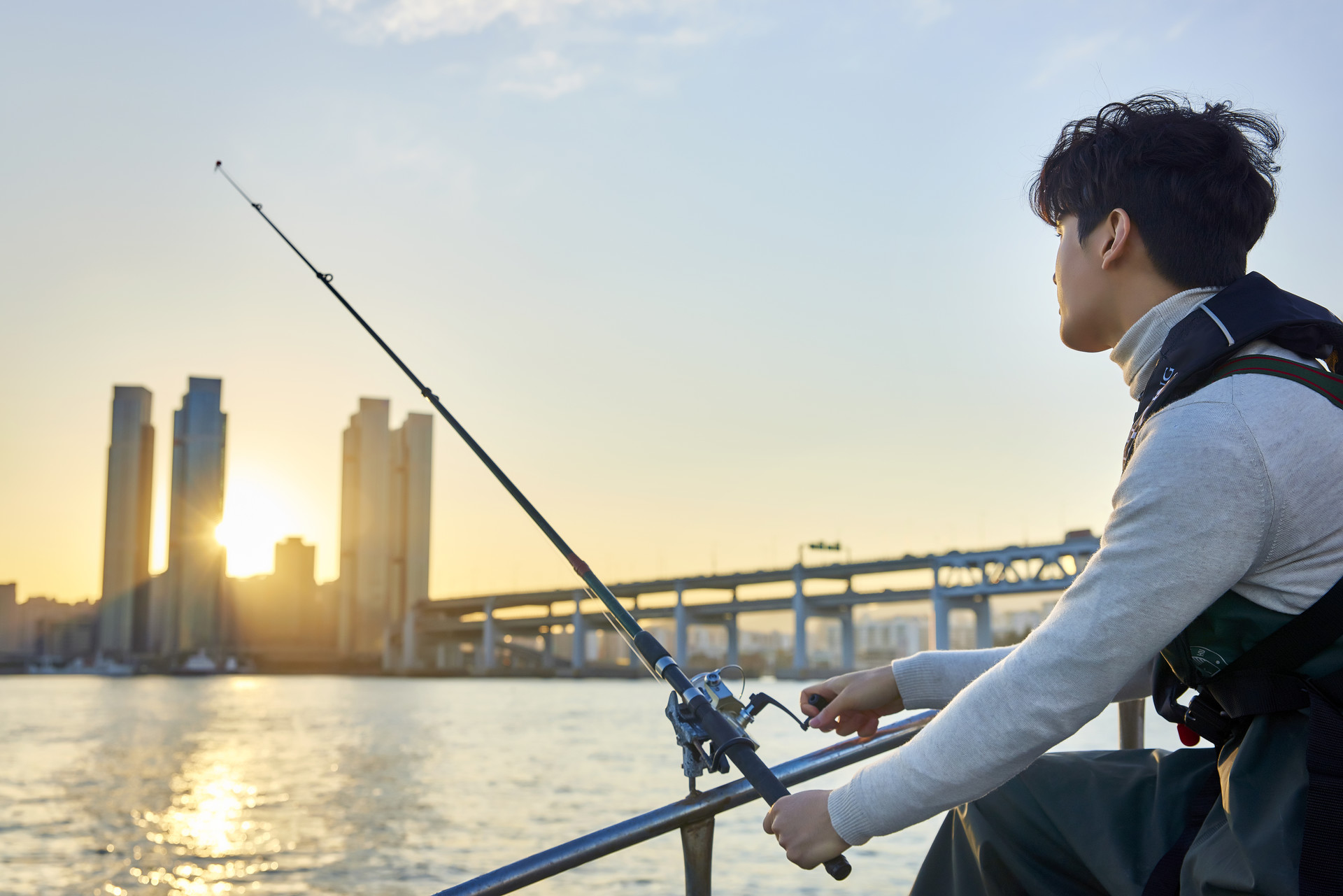 发现妻子在外面有情人，是原谅还是离婚？3个男人说了真心话