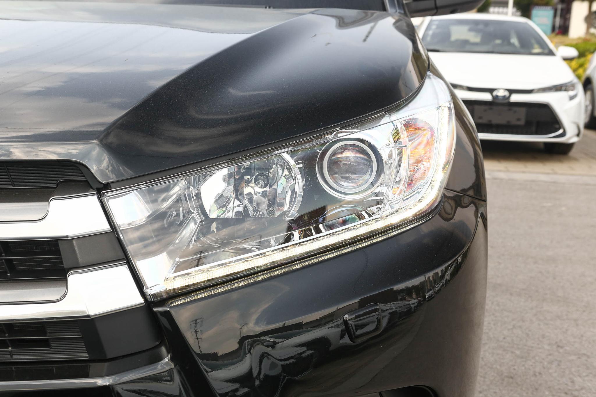 2023款丰田汉兰达车身刚性评测,汉兰达2021款四驱豪华7座内饰介绍