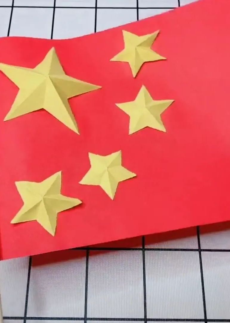 国庆节关于赞美祖国的手工制作,怎么用橡皮泥做关于祖国的手工