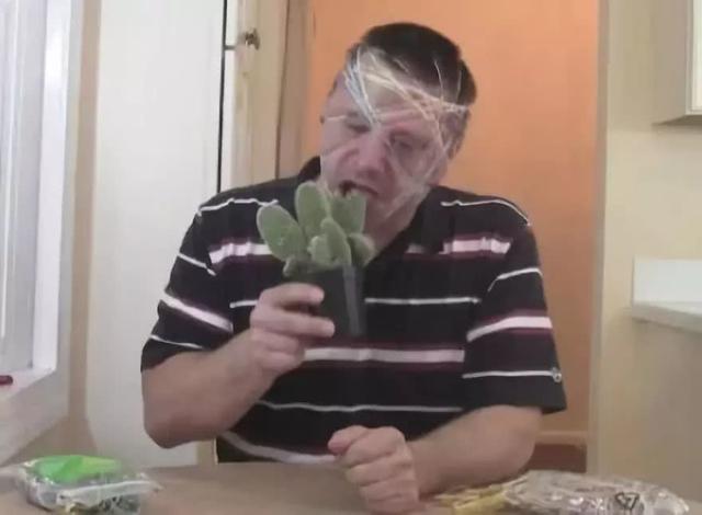 看着都痛的搞笑片段,各种看着都疼的作死瞬间