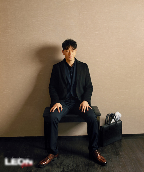 黄晓明2个月练回6块腹肌了吗视频,黄晓明俯卧撑标准动作