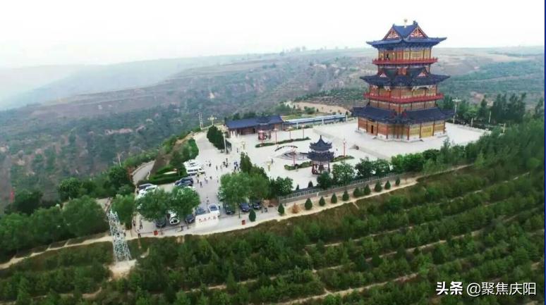 各位旅客前方到站福州站介绍,旅客们前方到达南通站