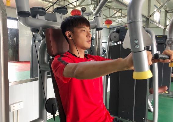 何超回应亚泰转会,广州恒大何超引进了吗