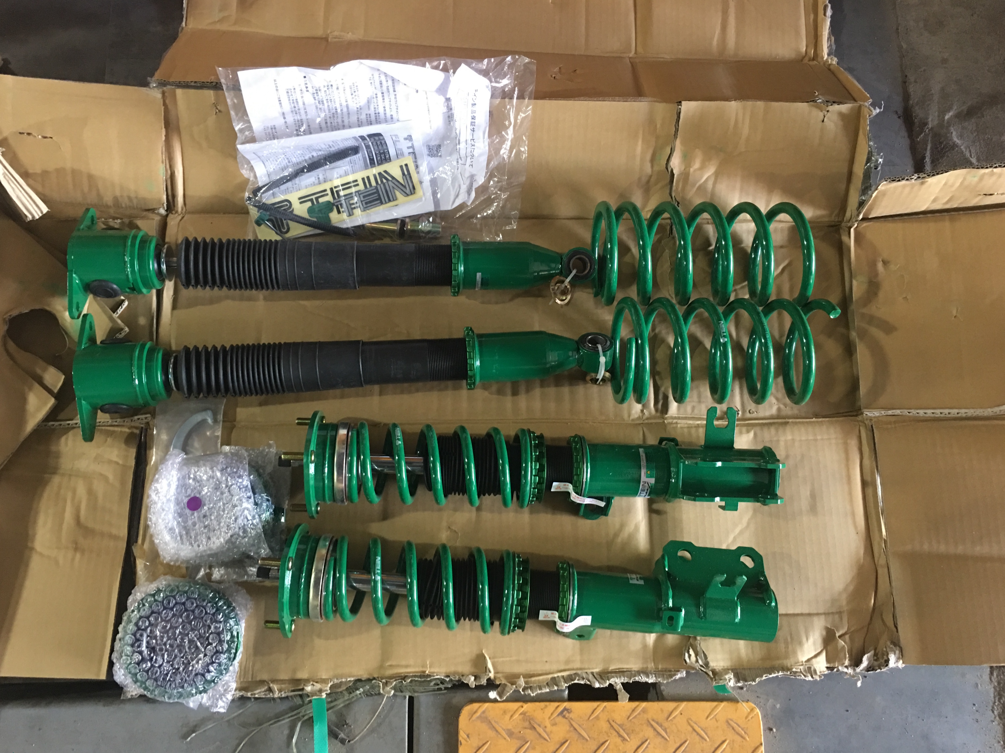 马自达阿特兹改装airbft气动避震,15年马自达阿特兹改装大包围