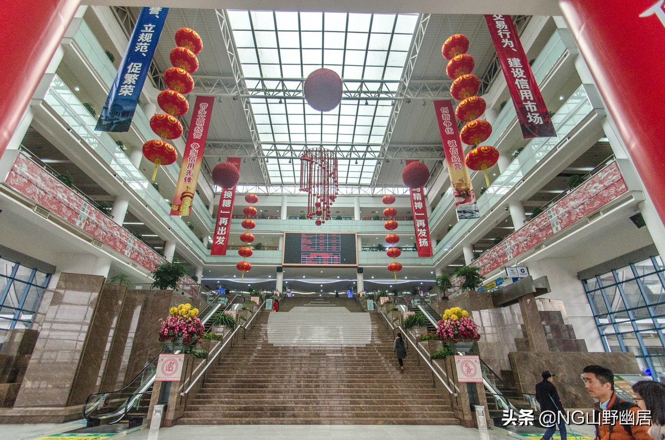 义乌小商品商贸城现状,义乌国际商贸城最值得买的小商品