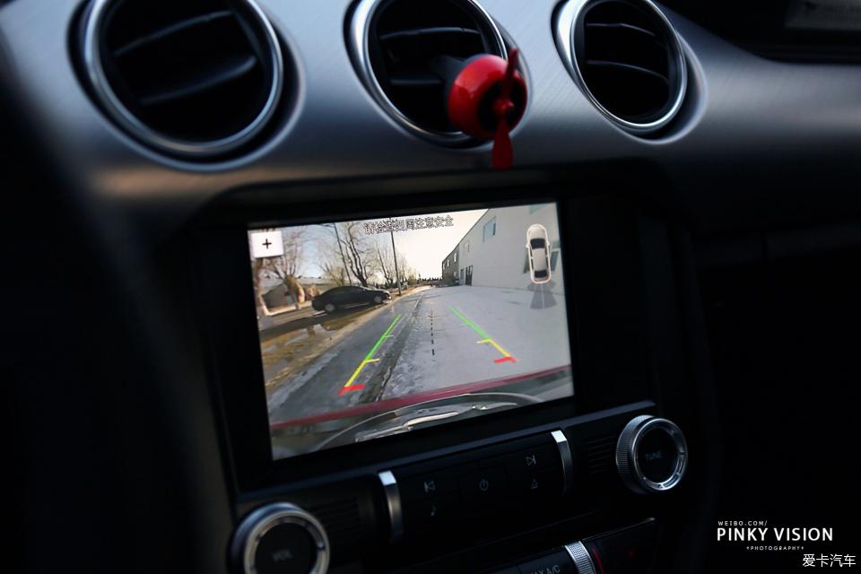 野马mustang宝石红,mustang提车真实评价