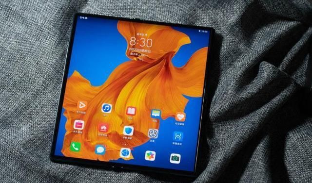 华为matexs屏幕小裂纹,华为matexs碎屏险多少钱