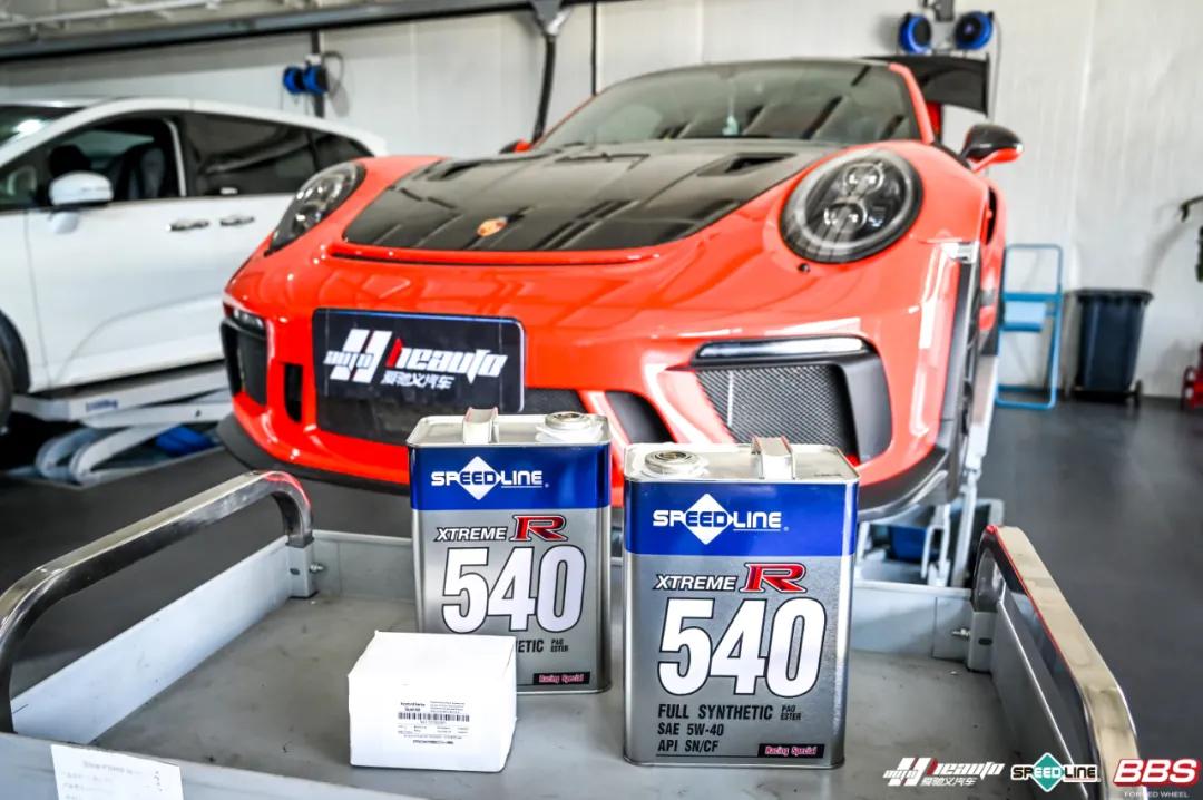 保时捷911gt3rs保养多少钱,提走一辆保时捷911gt3rs的过程