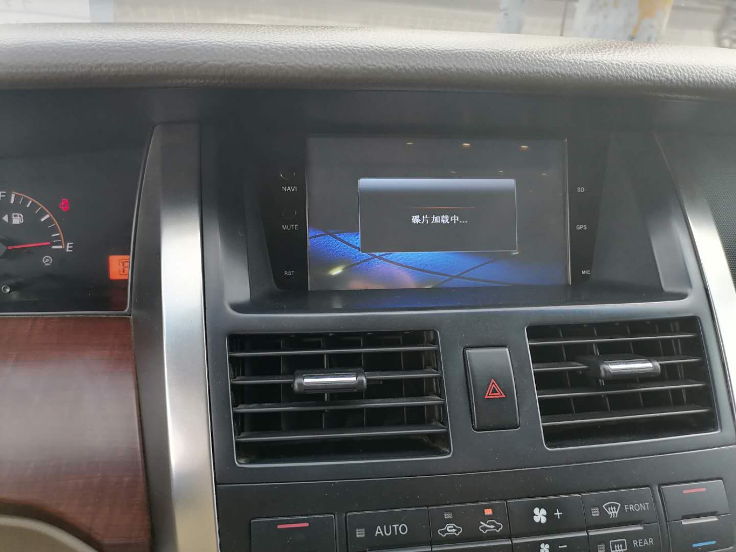 07年天籁2.3二手多少价格,二手天籁大沙发价格