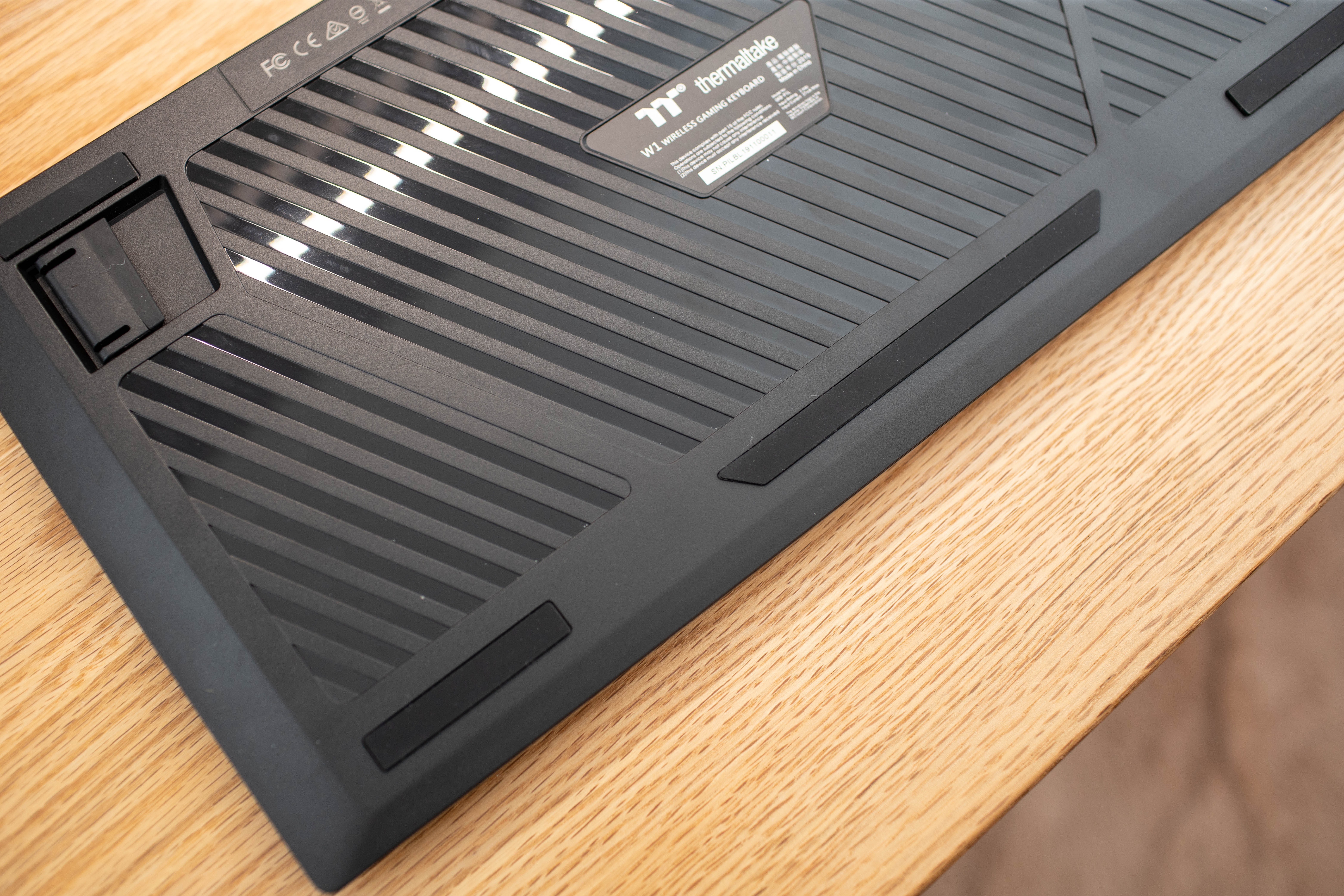 tt快银轴键盘,ttc最新键盘