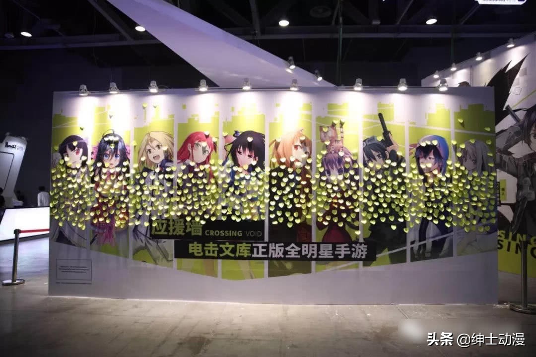 你那么有钱,为什么还要看盗版?因为我看不起正版!